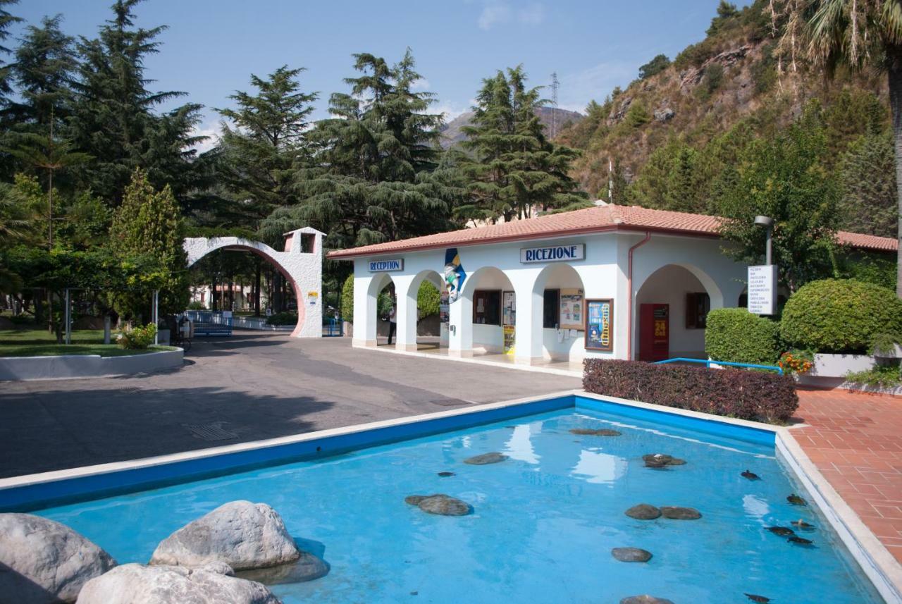 Villaggio Turistico La Mantinera - Appartamenti De Luxe Praia a Mare Exterior foto